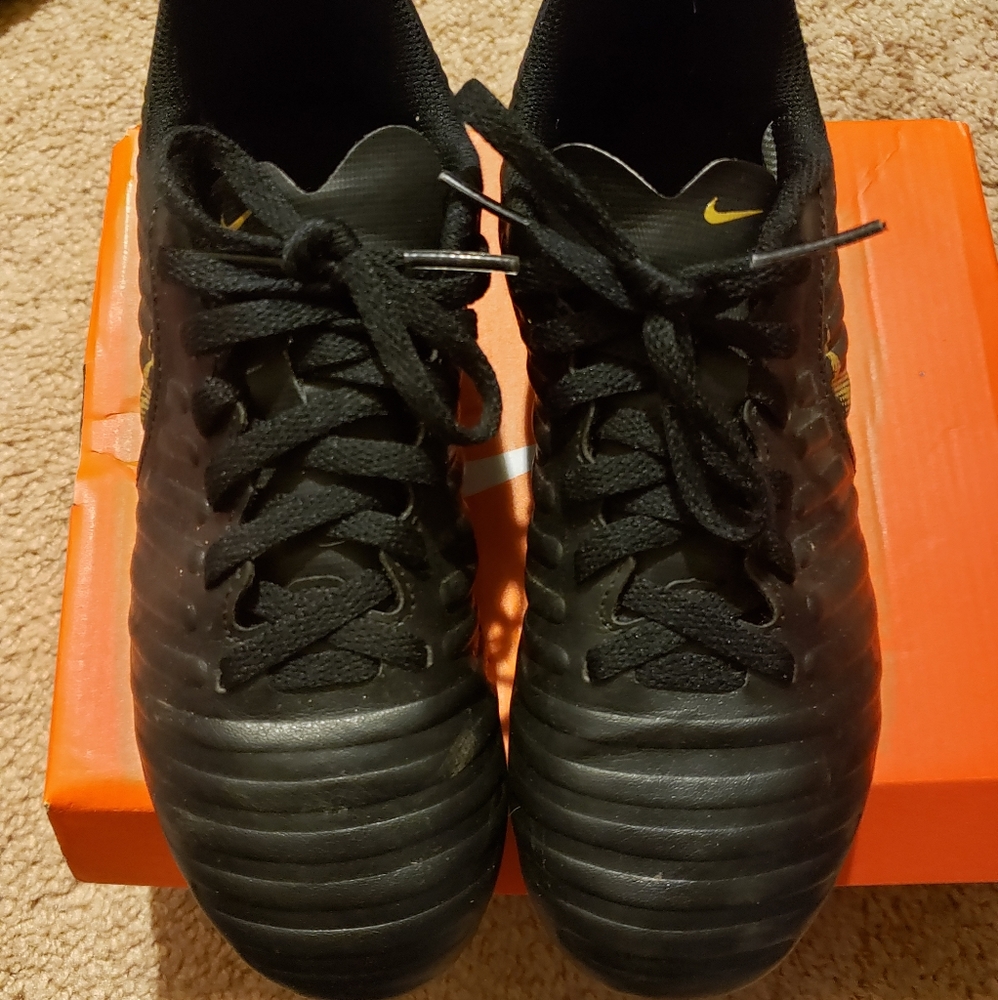 Nike Kids soccer cleats